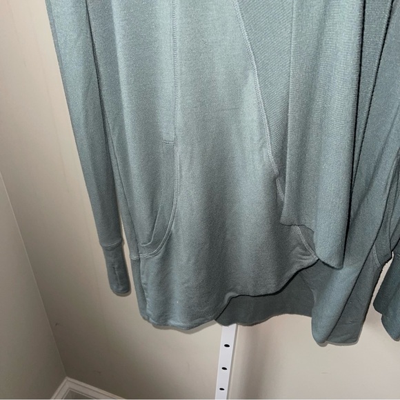 Athleta Women's Long Sleeve Open Front Cardigan Green Size Small - Picture 2 of 5